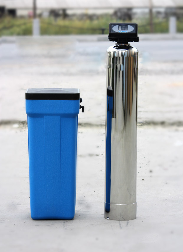 数显多路阀全自动软水器(软化水设备) 数显多路阀全自动软水器(软化水设备)
